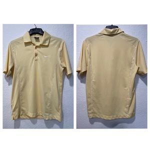 Nike Golf D
Dri-fit short-sleeve polo Shirt Men’s Medium M.